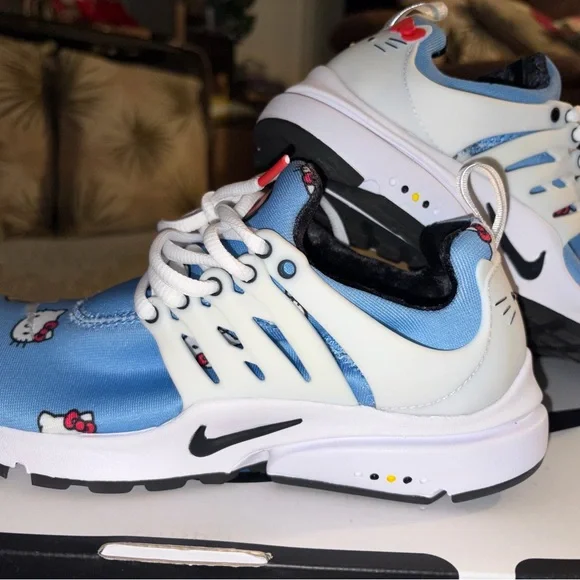 Nike Kids Blue Hello Kitty Sneaker - Picture 3 of 6